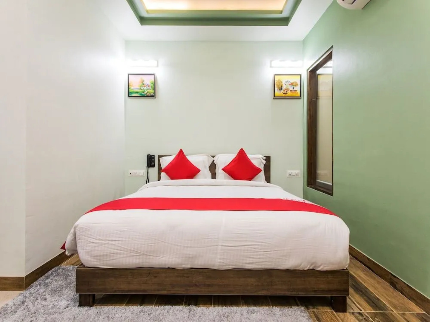 Vaccinated Staff- Capital O 15445 Hotel Sheekhar Inn