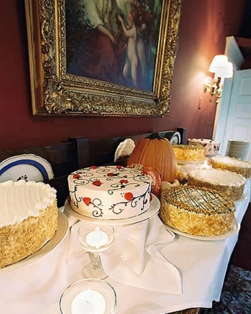 The Historic Redstone Inn