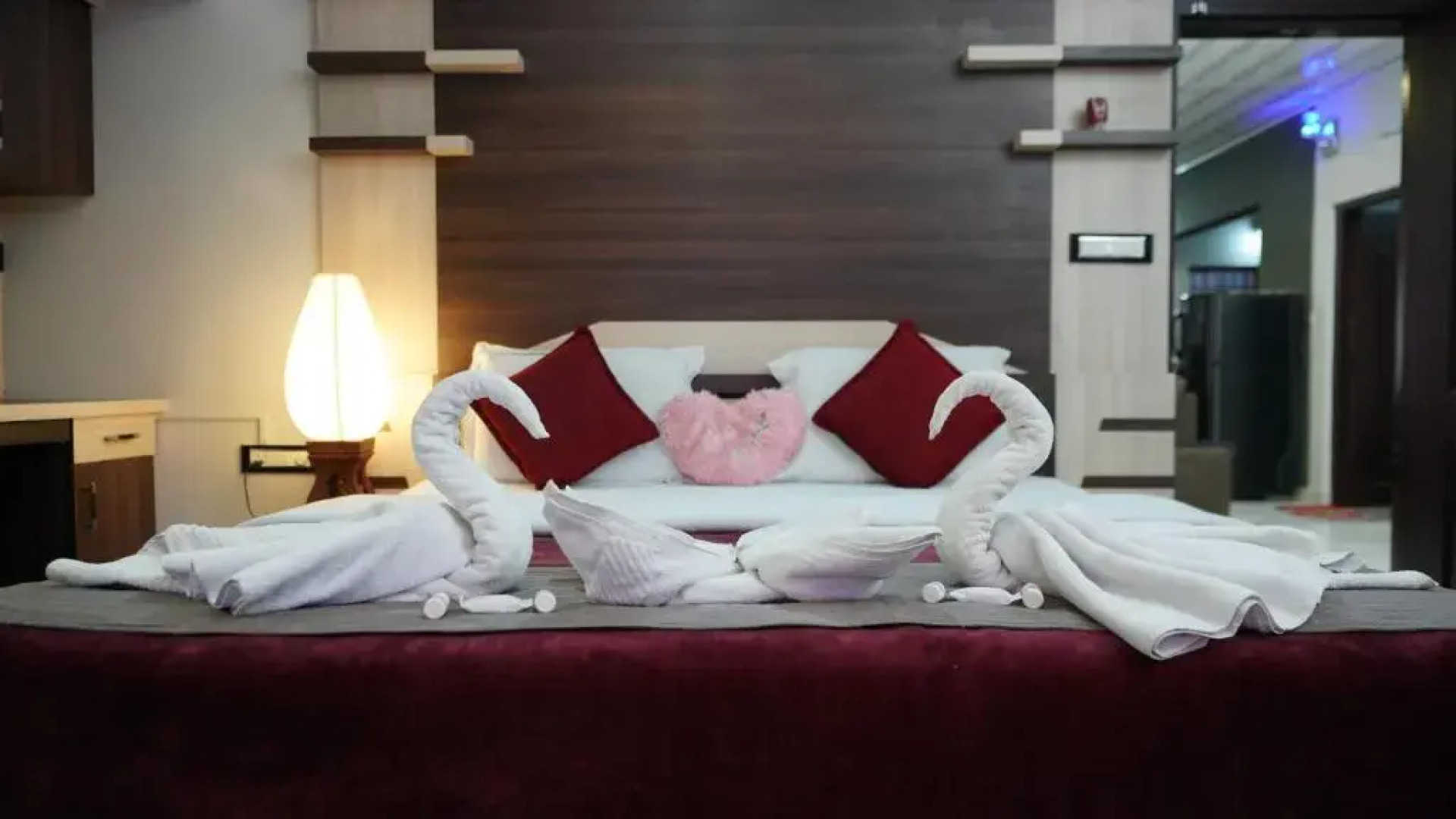 Srinikethana Home Stay with Swimming Pool