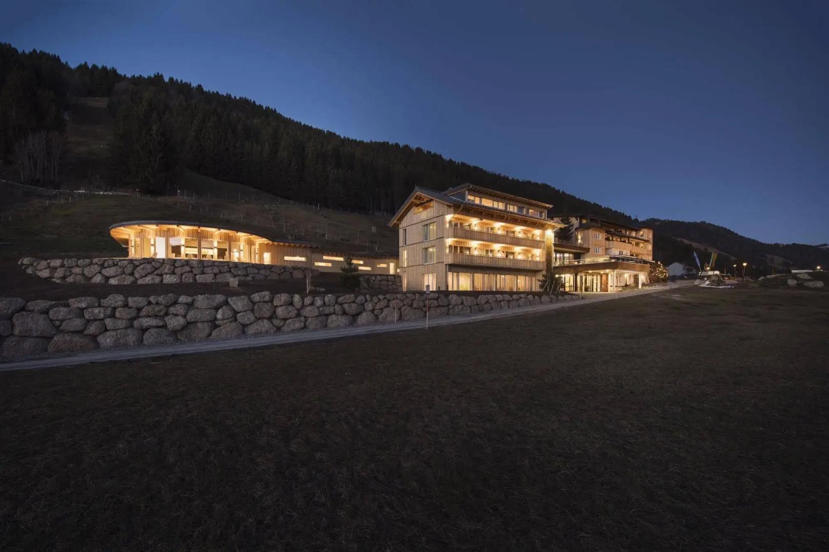 Torghele's Wald & Fluh