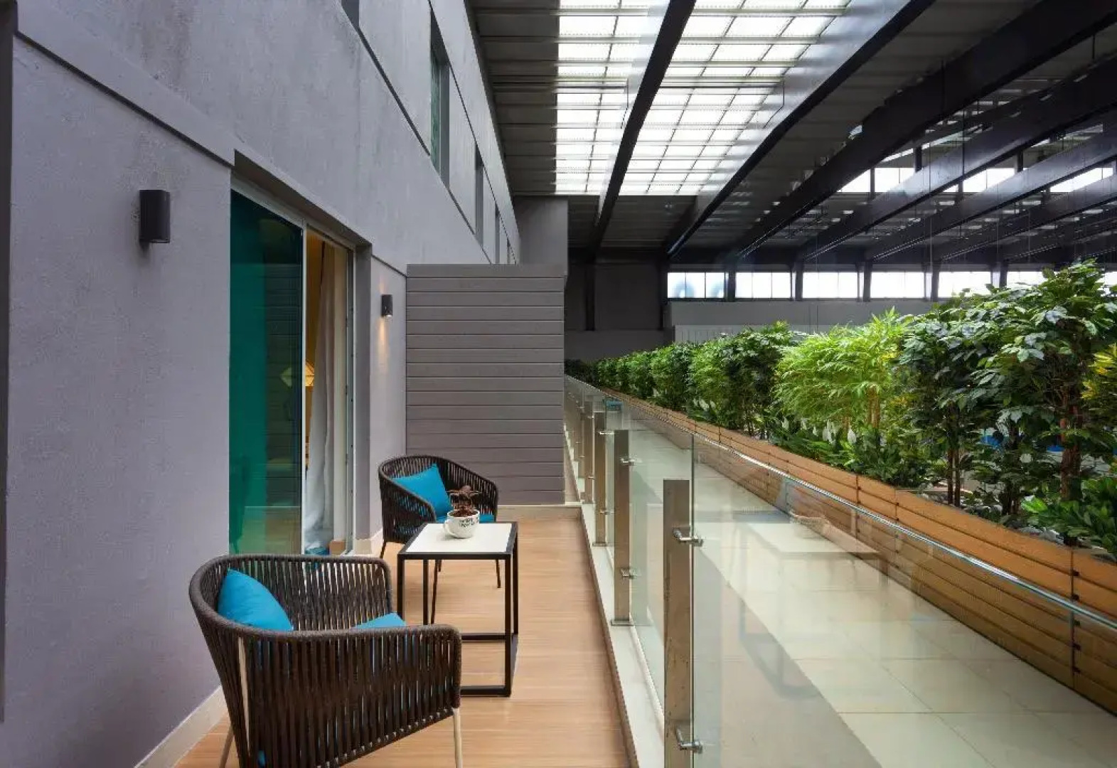 Holiday Inn Express & Suites Bengaluru Old Madras Road by IHG