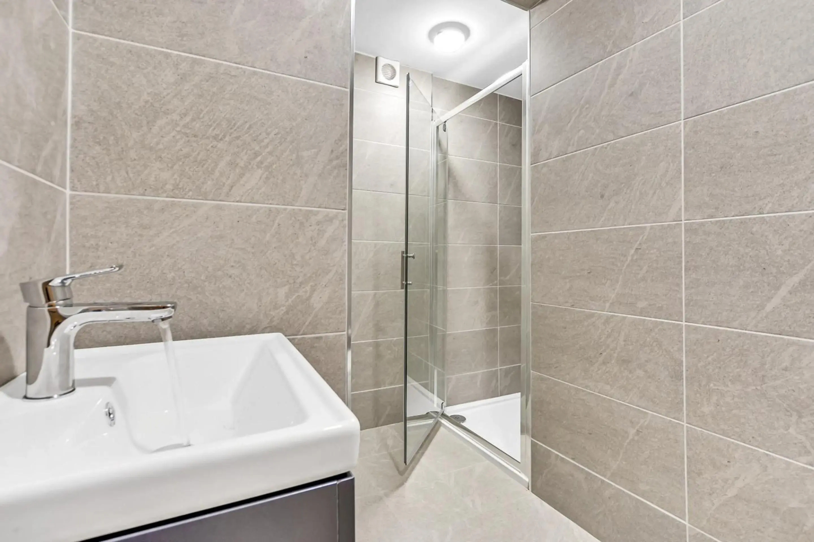 BayView Luxury 2 Bedroom Apartment Ground Floor
