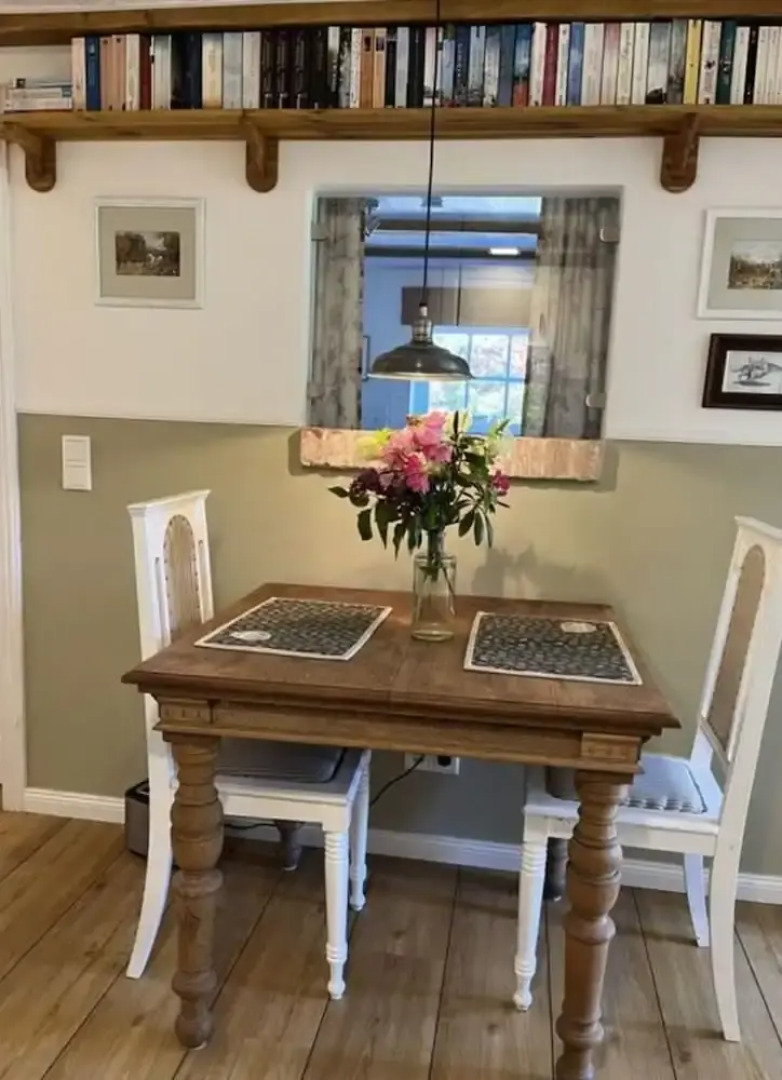 Up Here Comfortable Holiday Residence