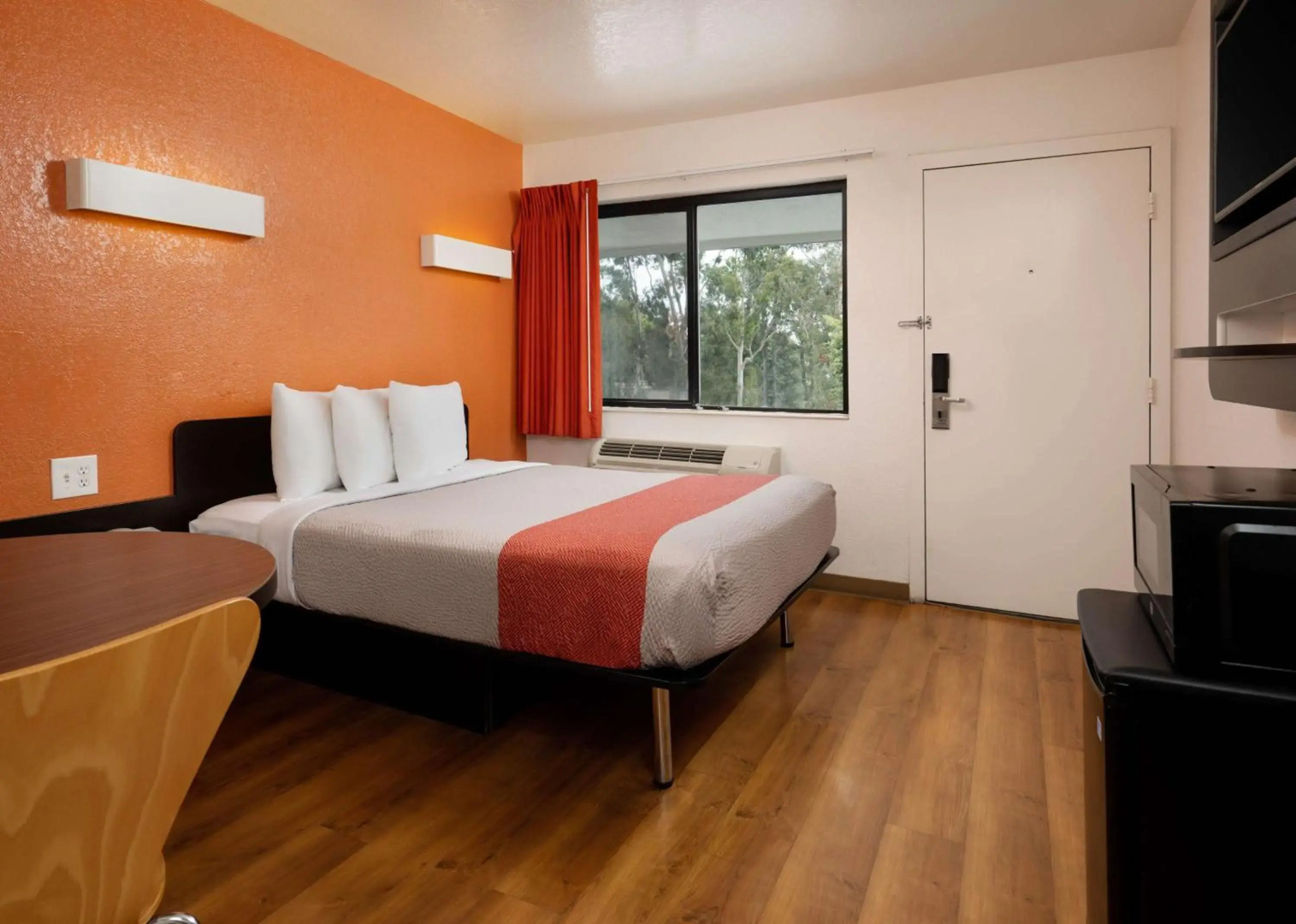 Motel 6 Camarillo, CA