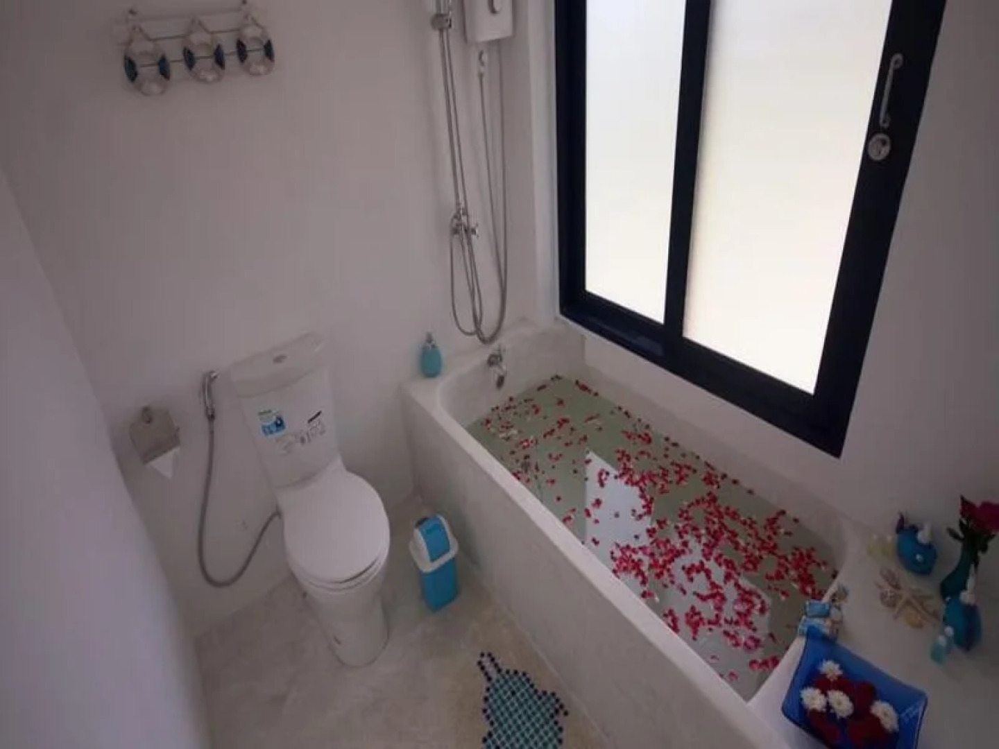 Laemsing Whitehouse Resort