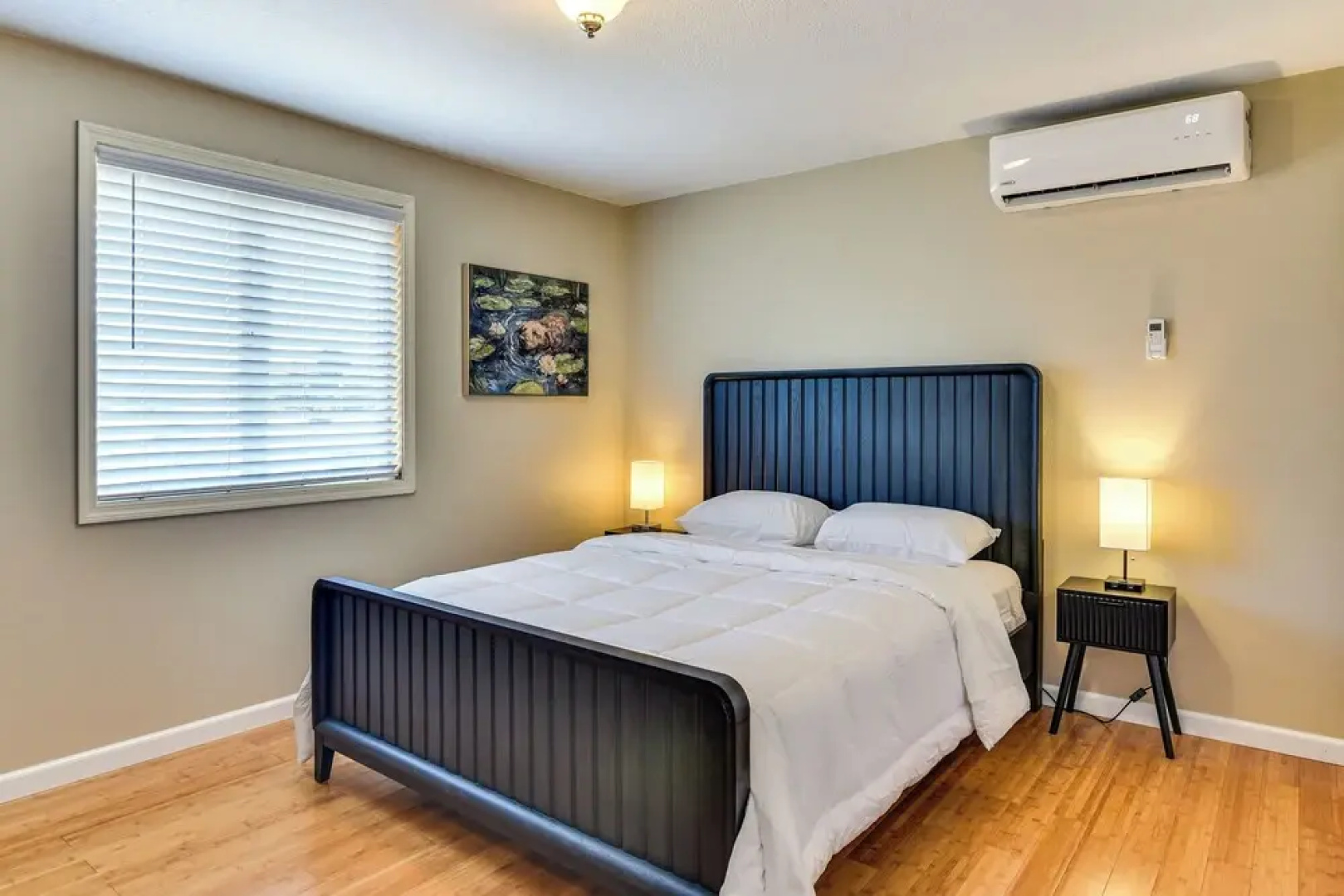 Private Outdoor Space 9 Mi to Downtown Vancouver!