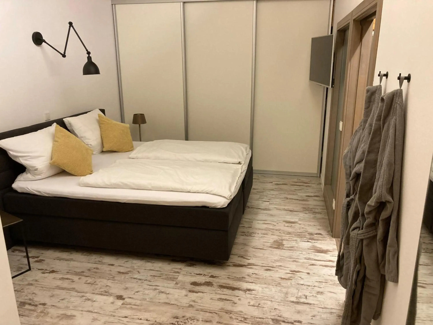 Velo & Wohnen -NEU- Elektroräder inklusive - Sauna