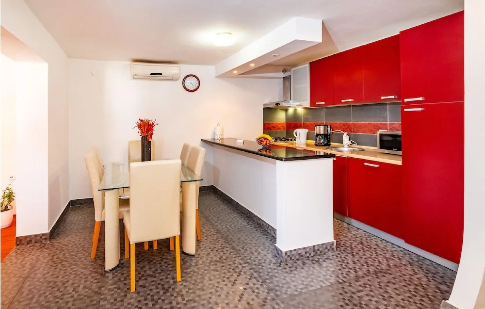 Stunning Apartment in Razanac With 2 Bedrooms and Wifi