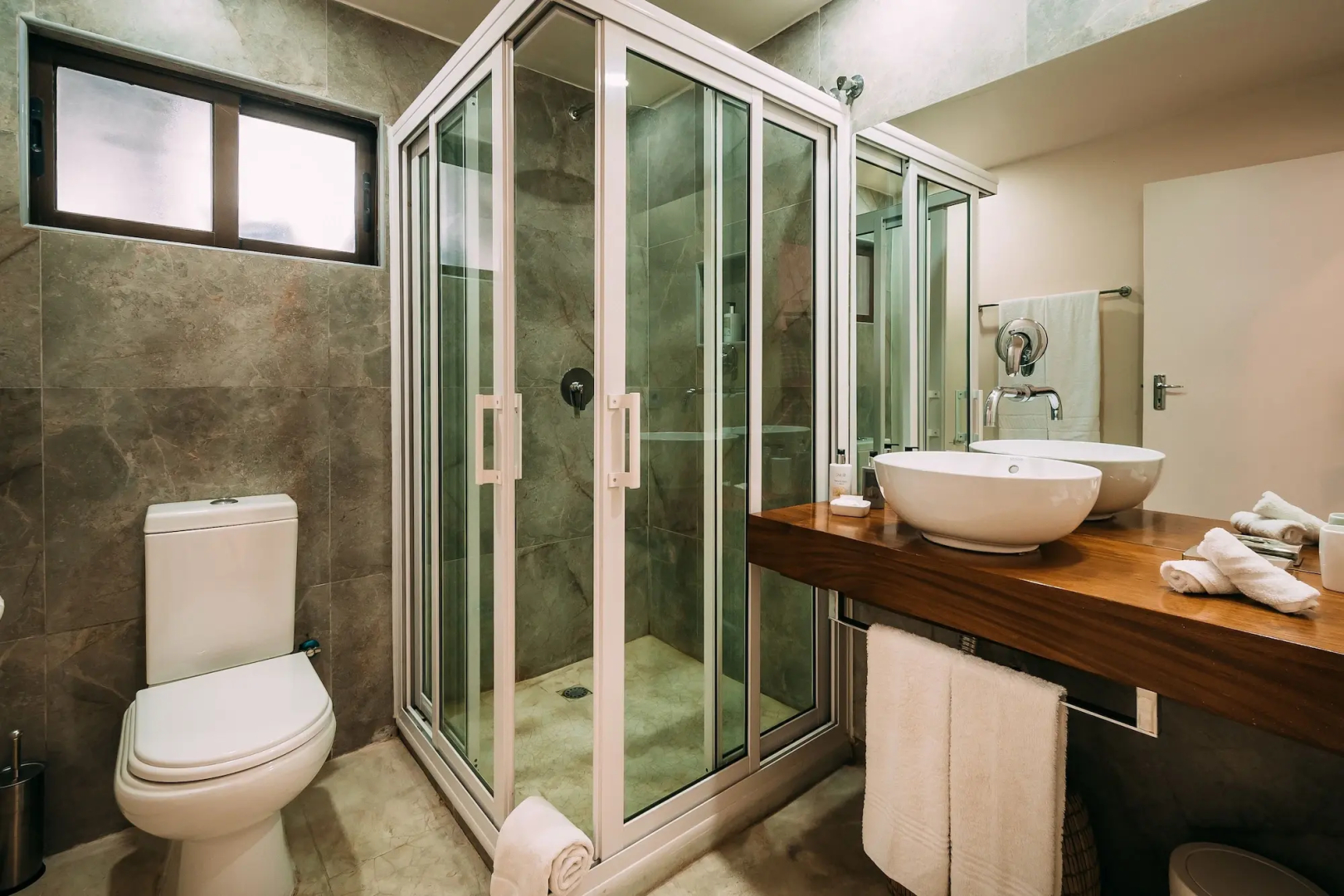 Joli Guesthouse