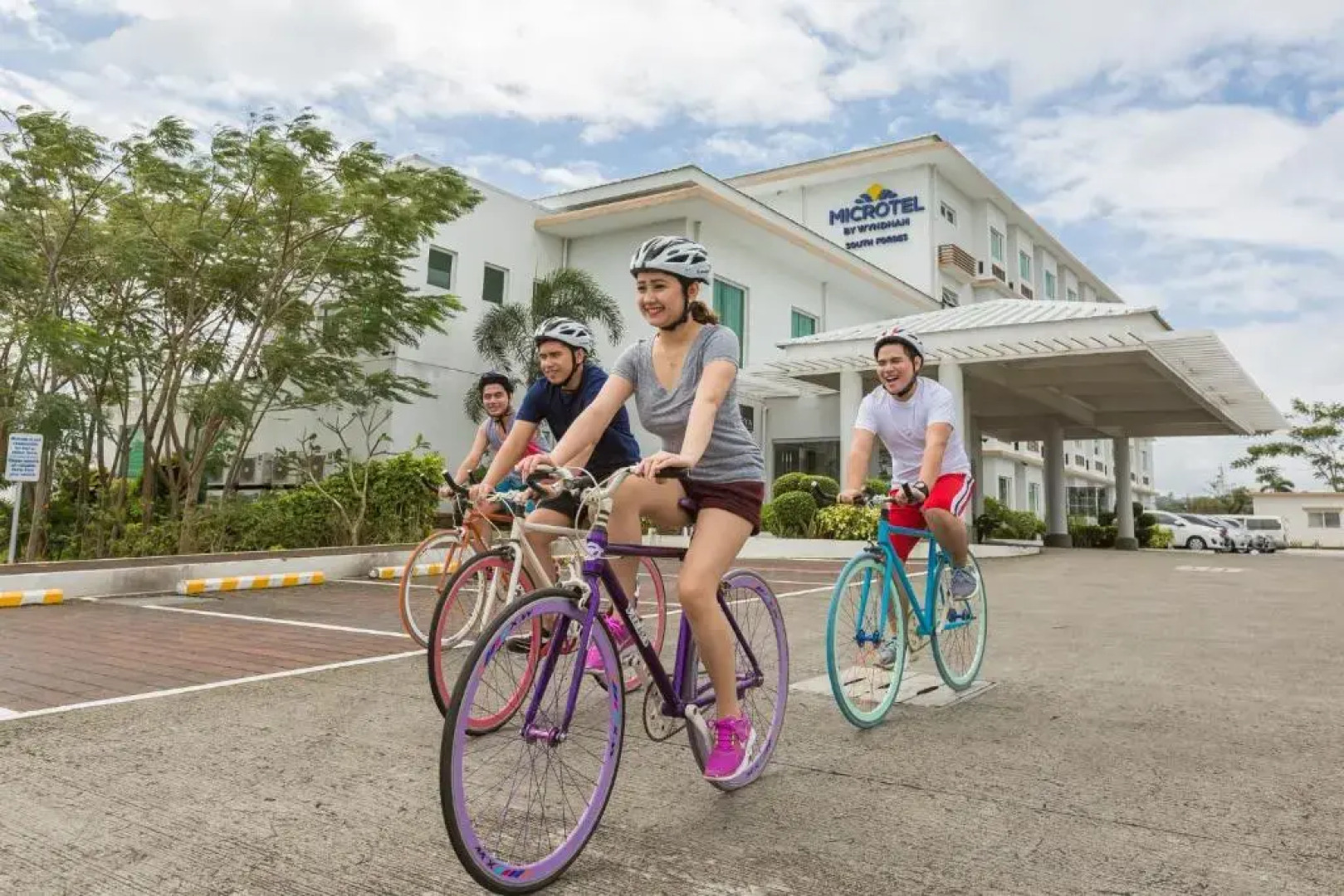 Microtel Inn & Suites by Wyndham South Forbes Near Nuvali
