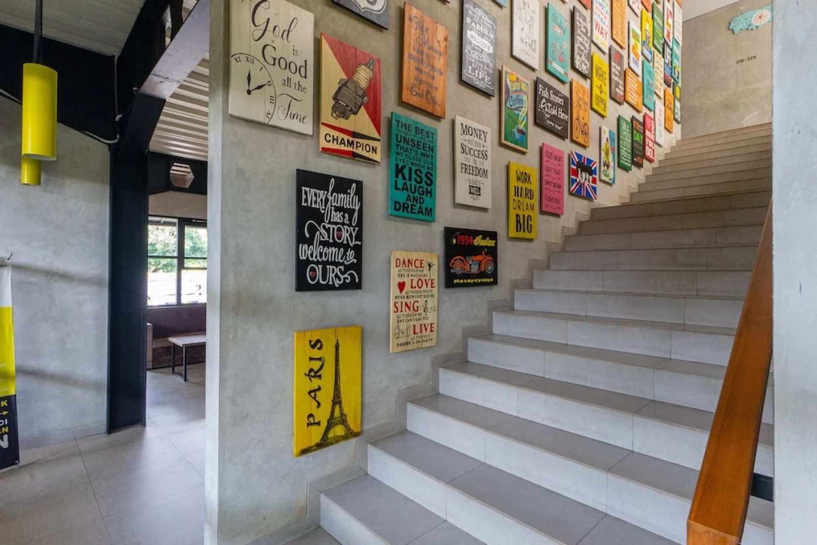 Summerville Hotel & Coffee Shop