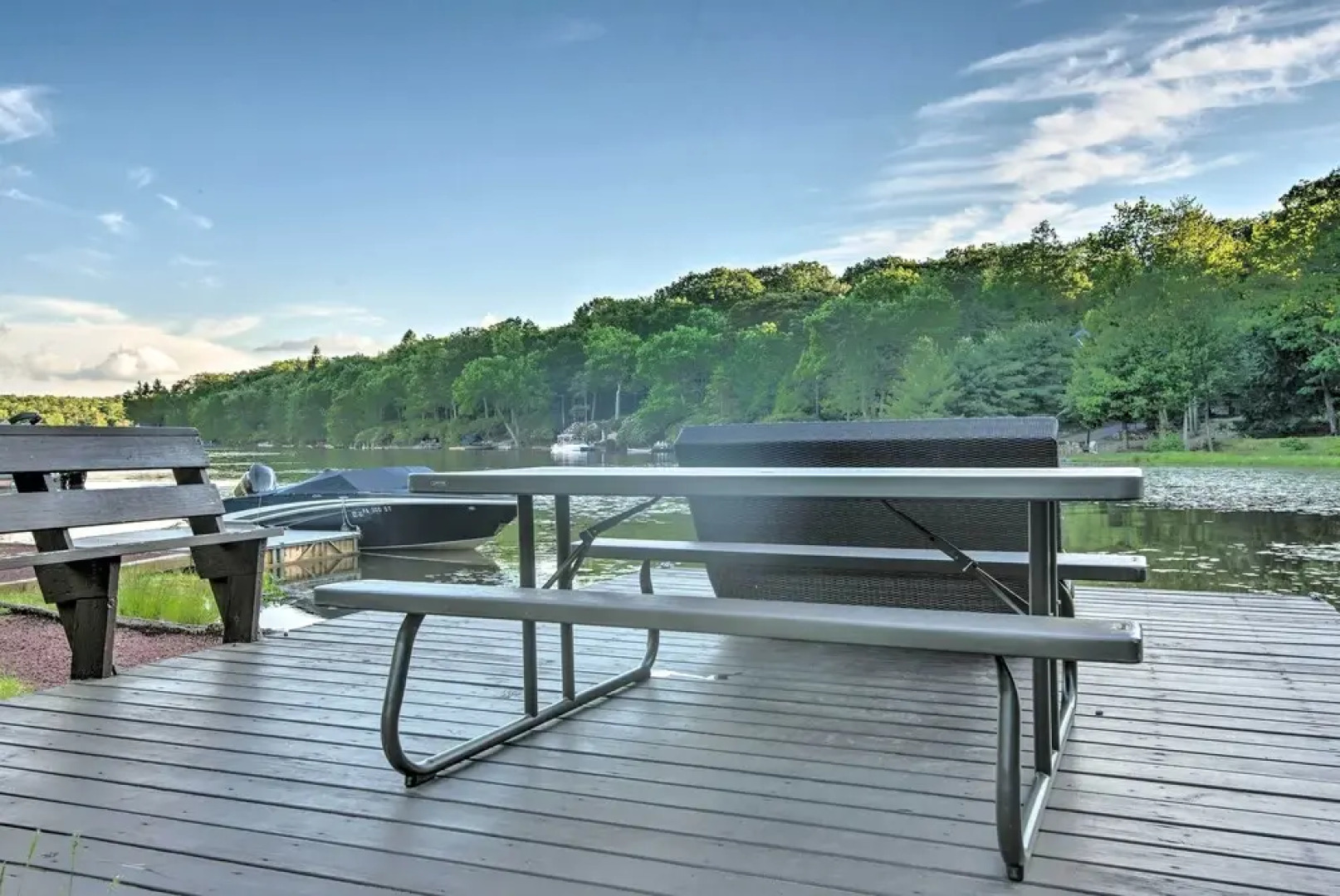 Hot Tub & Fire Pit: Waterfront Lake Harmony Home