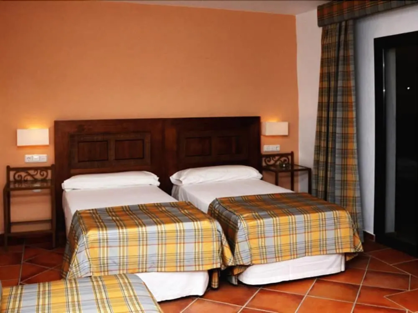 Hospedería – Appartments Doña Lola Zahara