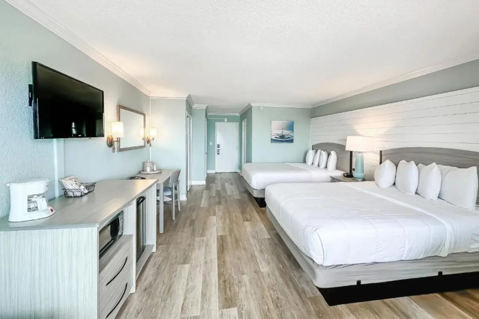 Thunderbird Beach Resort