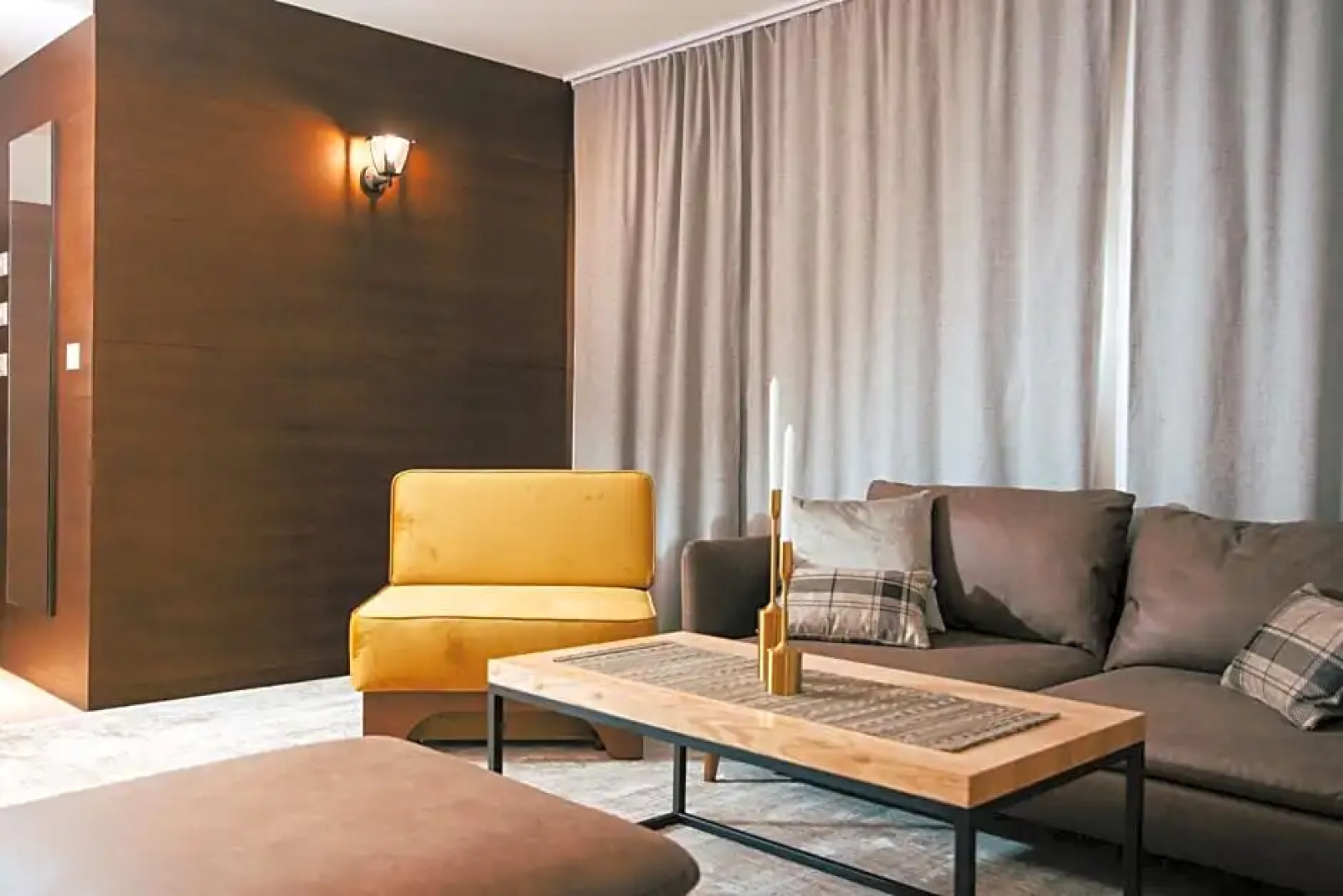 Hilltop luxury suites