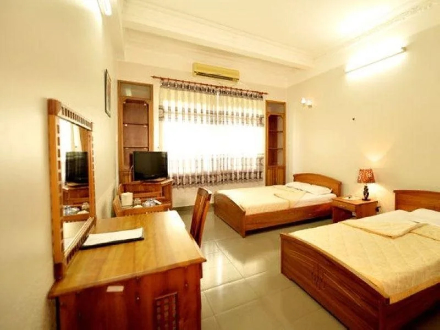 Hoa Binh 2 Hotel