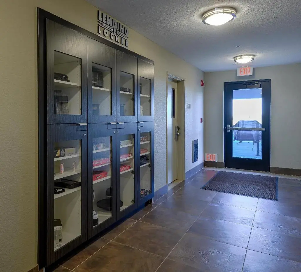 Candlewood Suites Lakeville I-35