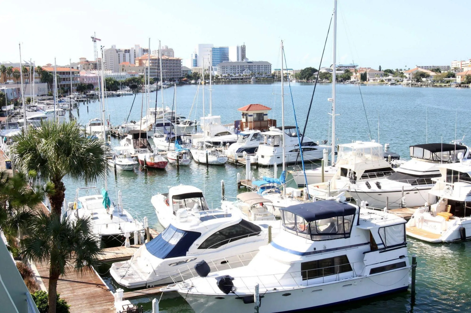 Chart House Suites on Clearwater Bay