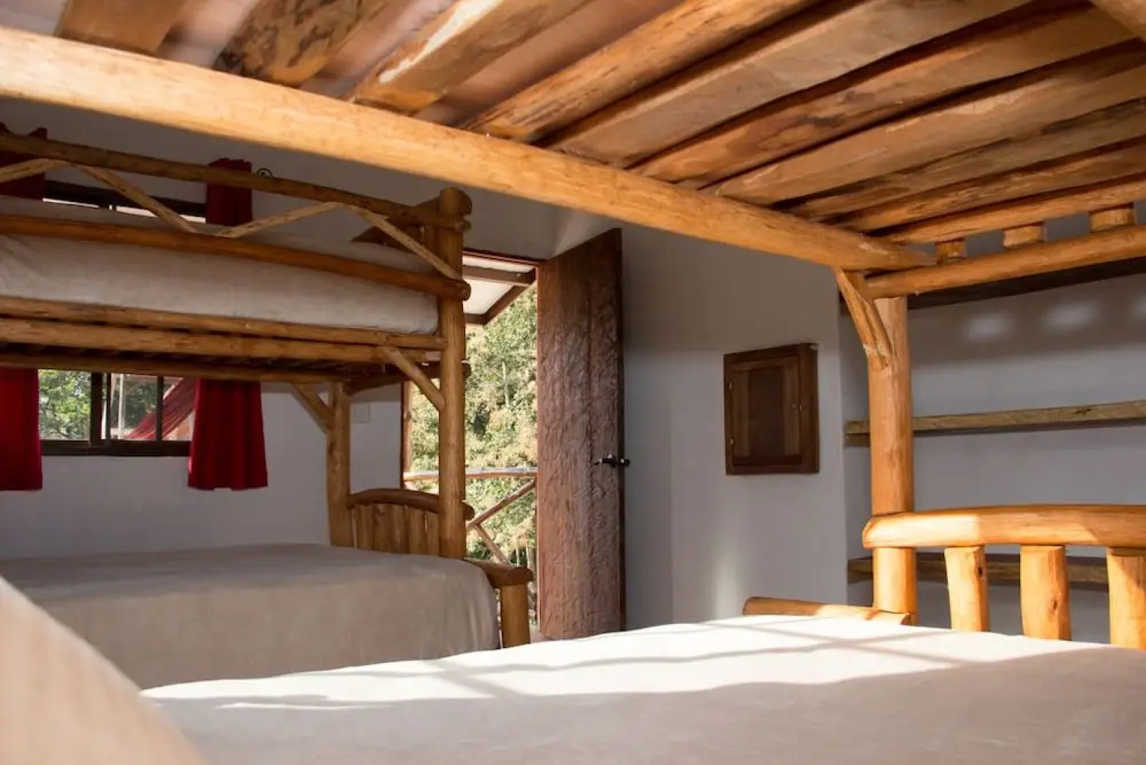 Istmo Yoga and Adventure Retreat