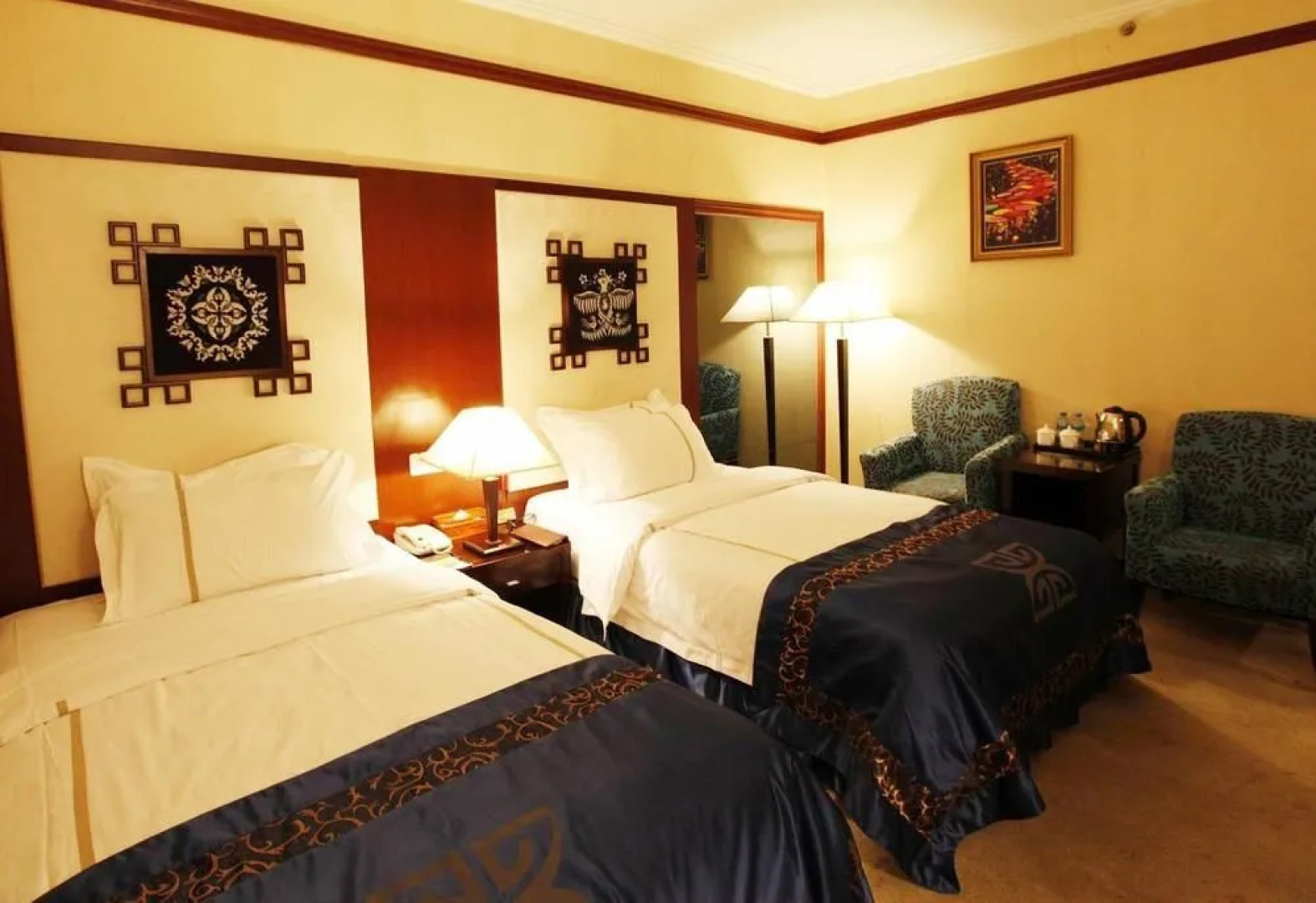 Guizhou Ethnic Hotel - Guiyang