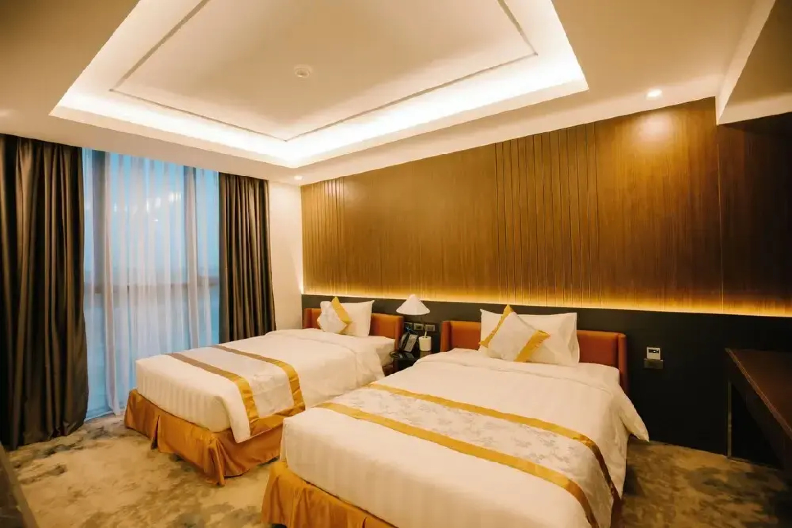 Songlam Waterfront Hotel - 藍江酒店