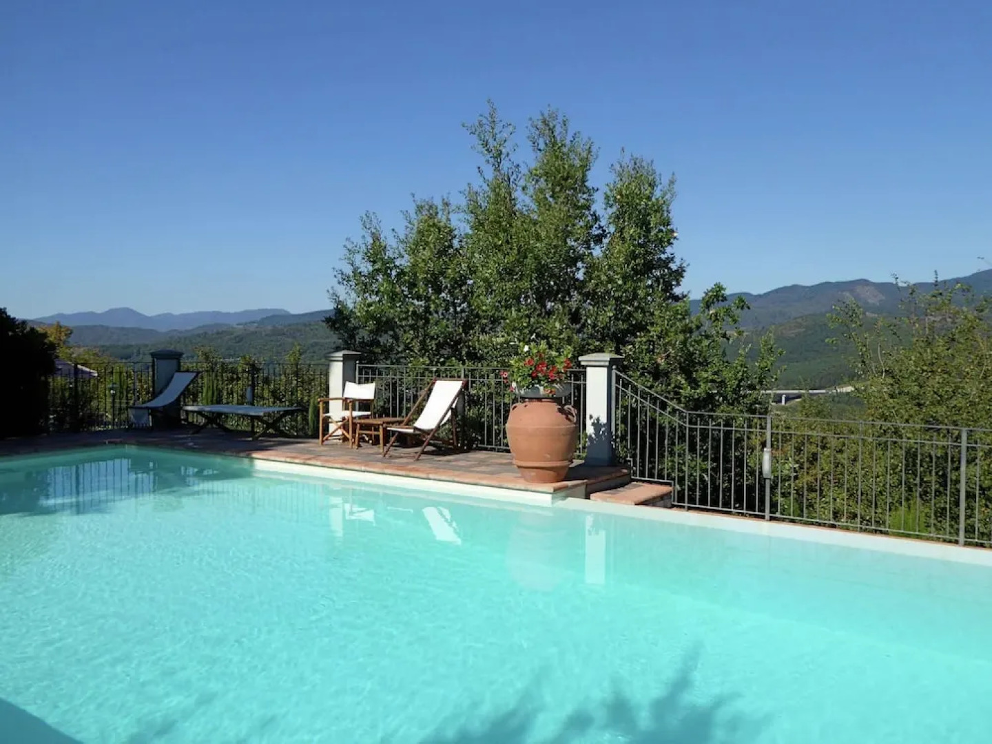 Holiday Home in Montecarelli With Pool