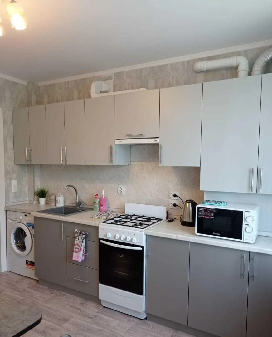 Апартаменты на улице Суркова 28 к1