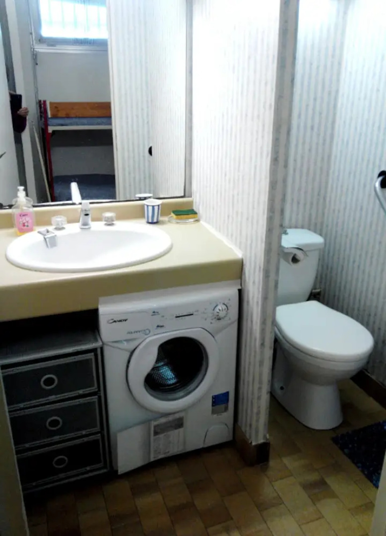 Apartment With one Bedroom in La Grande-motte, With Wonderful sea View and Enclosed Garden - 50 m From the Beach