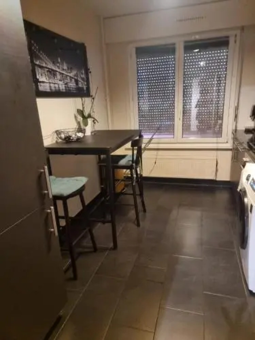 Lovely 2 bedroom flat 10 min from city Center