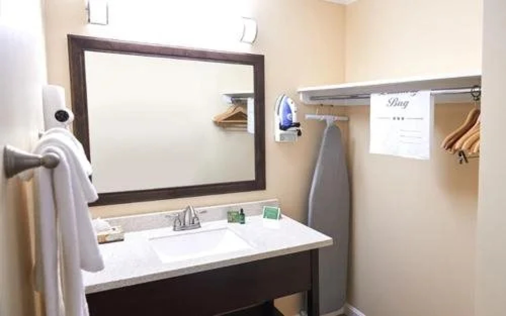 The Margate Resort on Lake Winnipesaukee