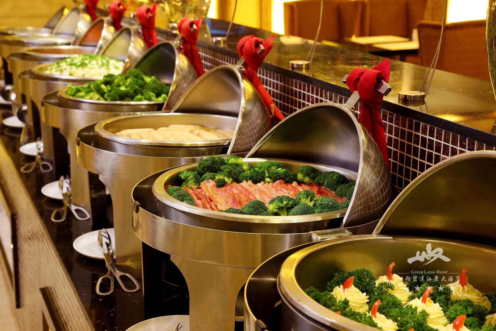 Green Lotus, River View Hotel