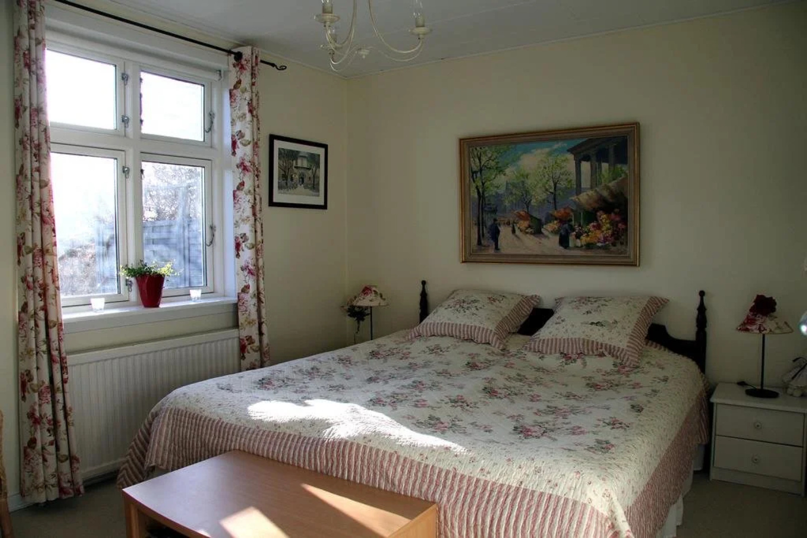 Le Chapeau Bed & Breakfast