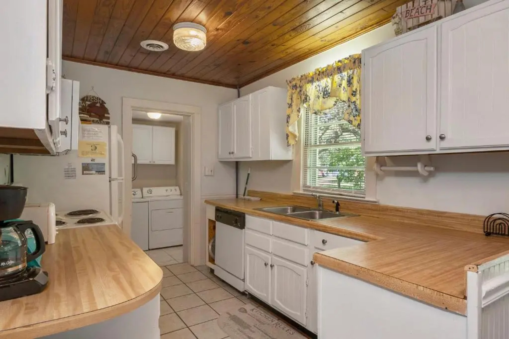 Papas Place by Oak Island Accommodations