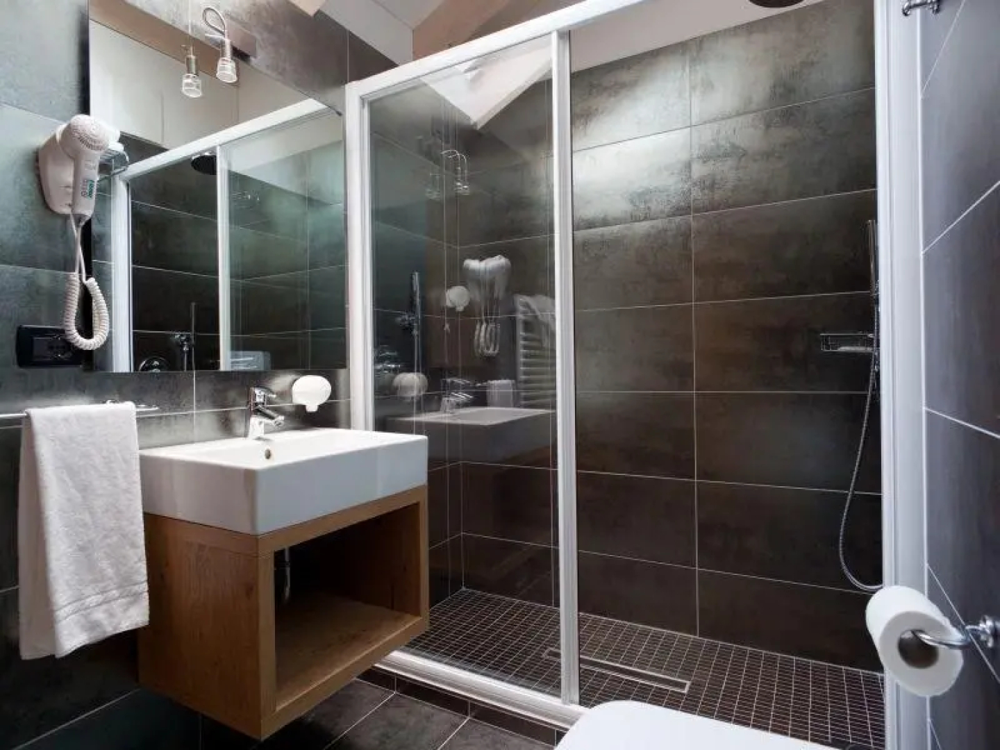 Benny Bio Hotel