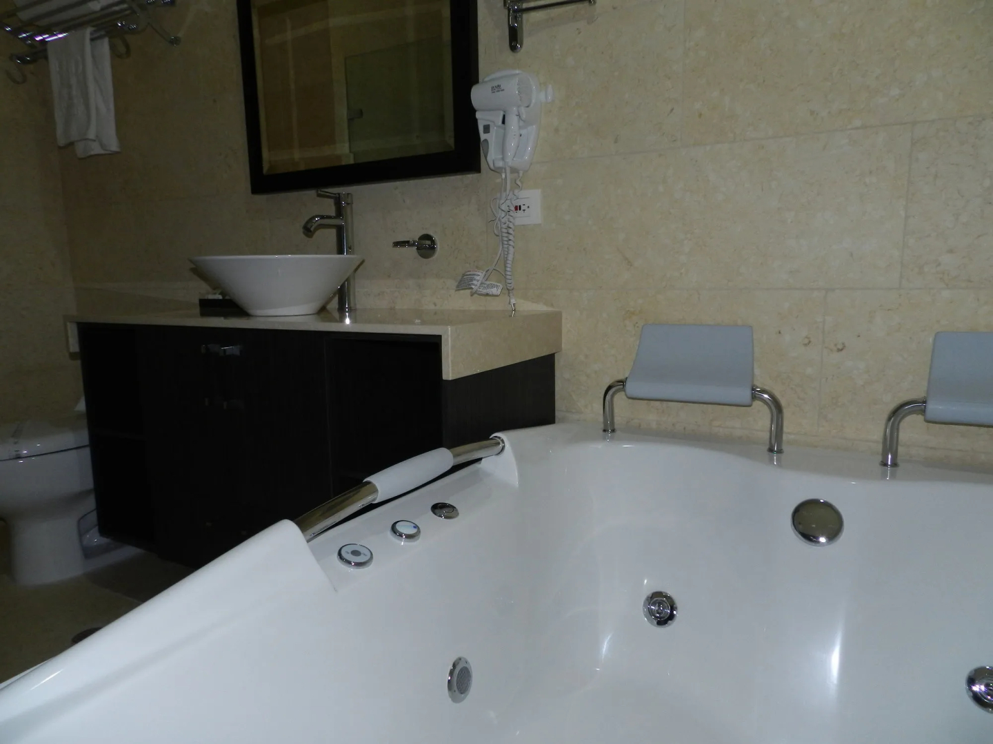 Hotel Bolivariana Plaza
