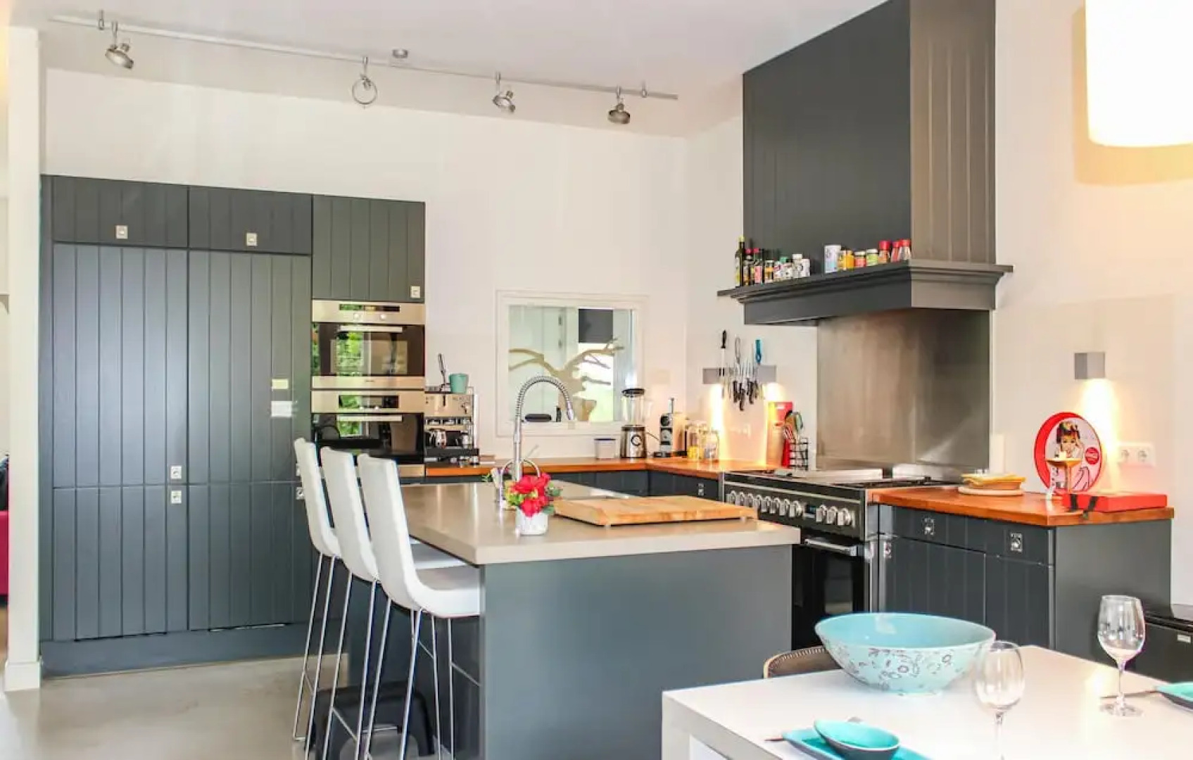 Awesome Home in Zeewolde With 4 Bedrooms, Wifi and Outdoor Swimming Pool