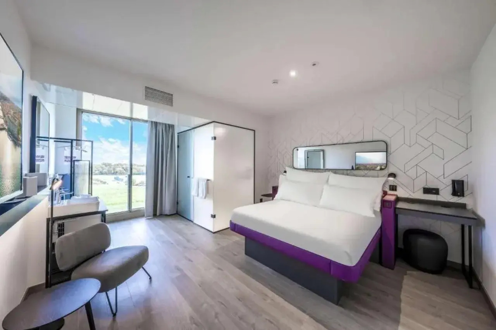 YOTEL Geneva Lake