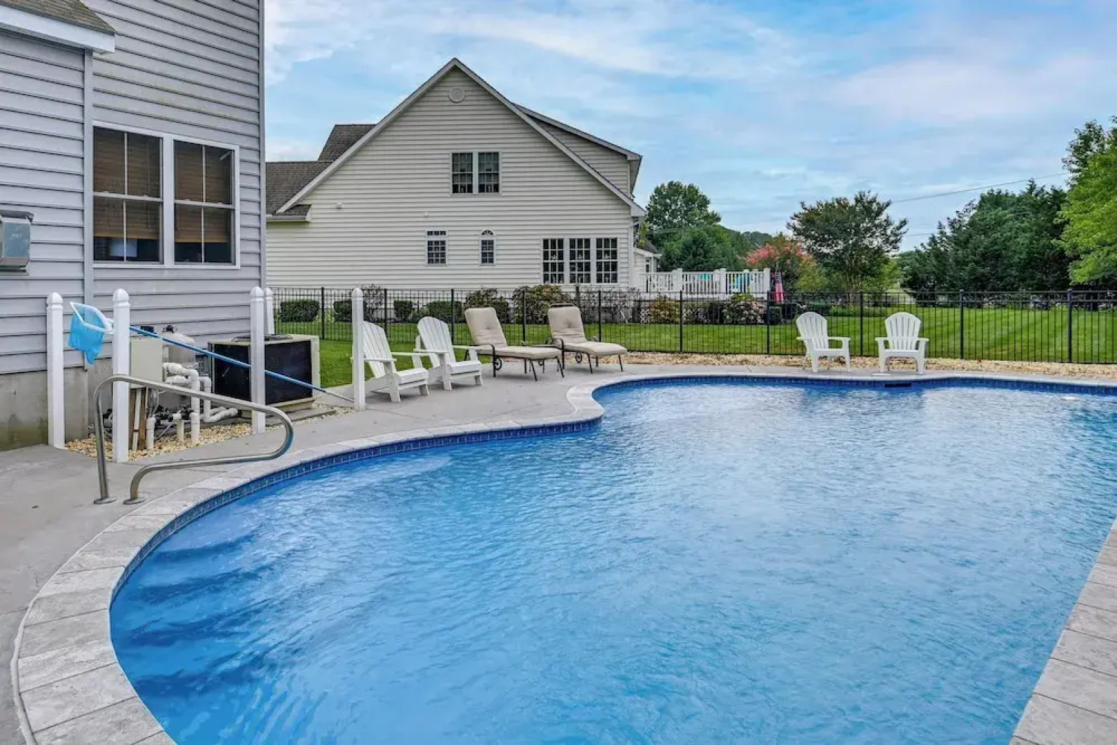 4 Mi to Bethany Beach: Frankford Getaway w/ Pool!