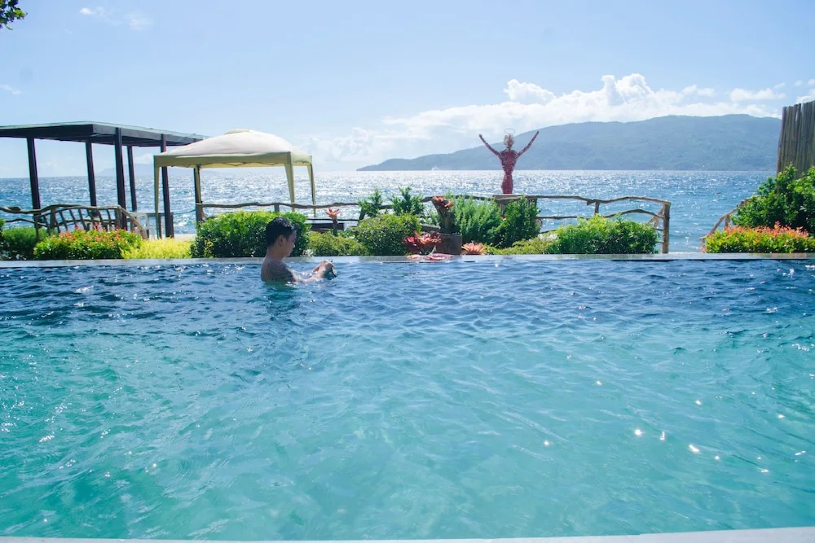 Paradiso Rito Waterfront Oasis