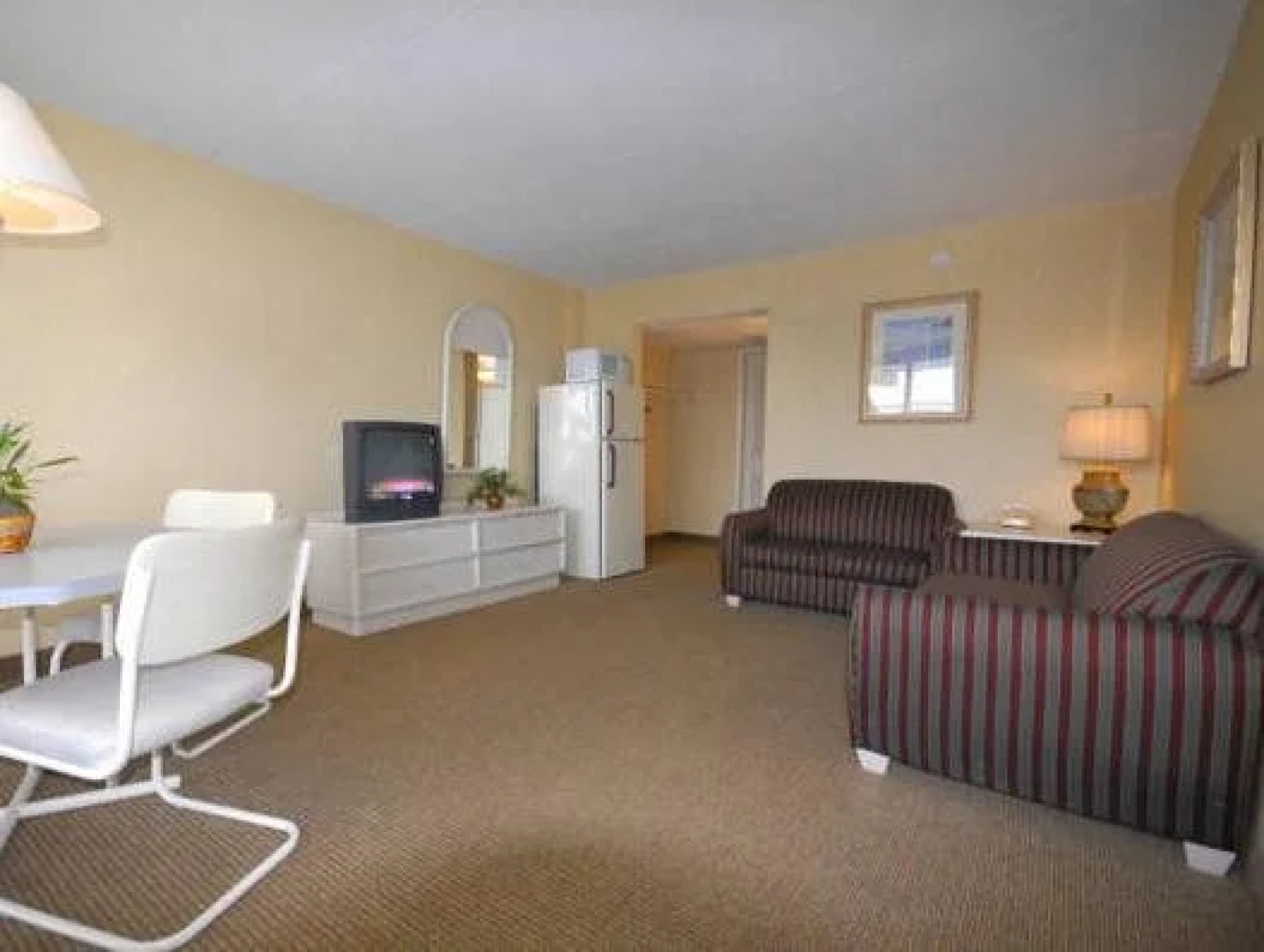 Bristol Plaza Resort Motel