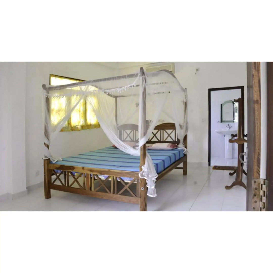 Vista Long Beach Guest House