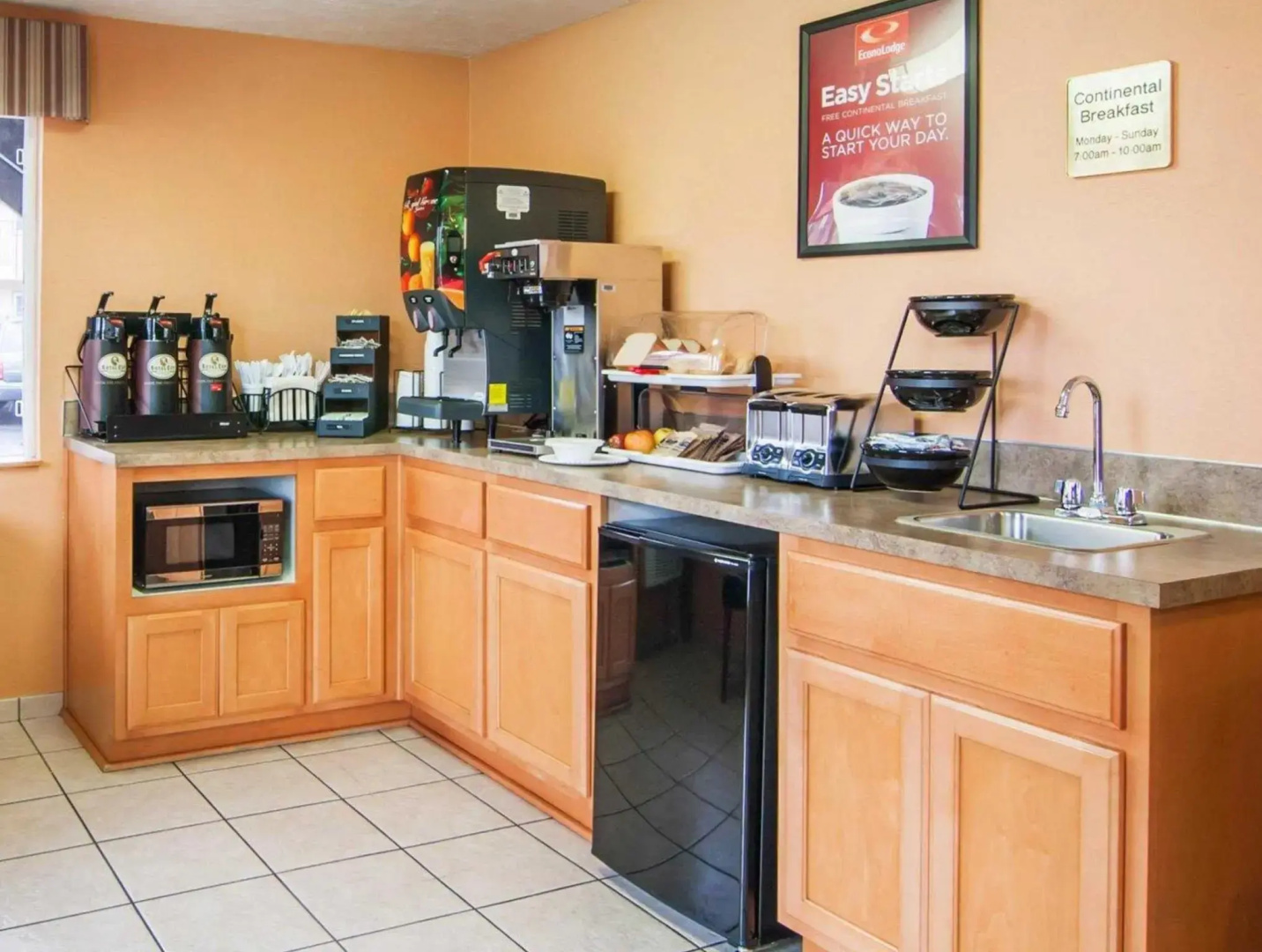 Econo Lodge Inn & Suites Hillsboro - Portland West