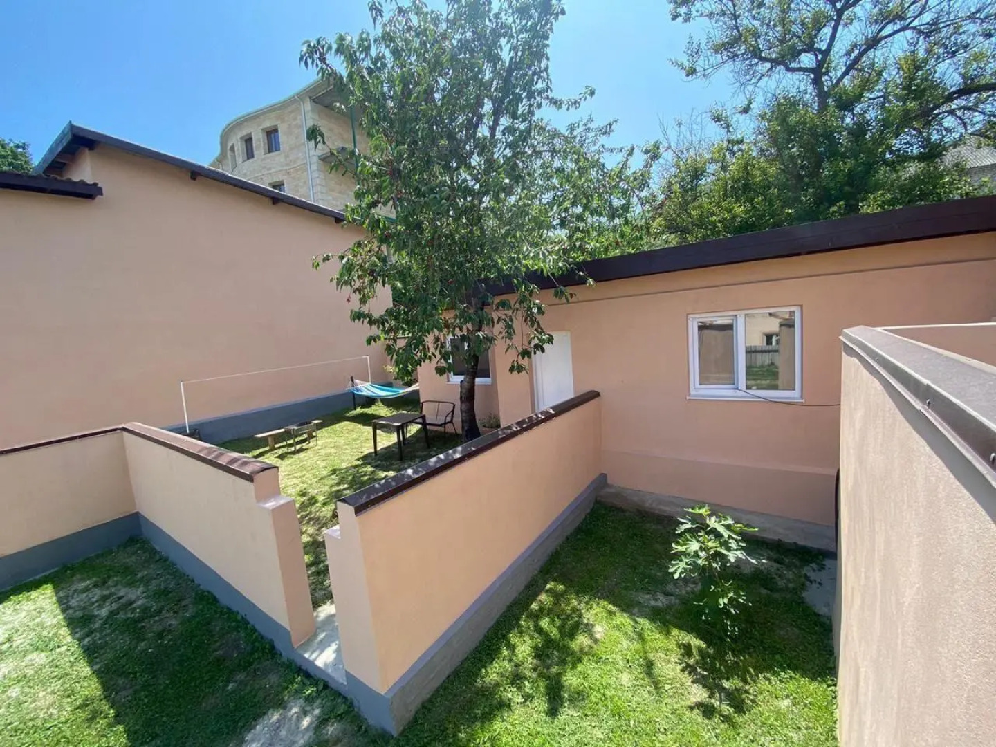 Коттедж на улице Изумрудной 51