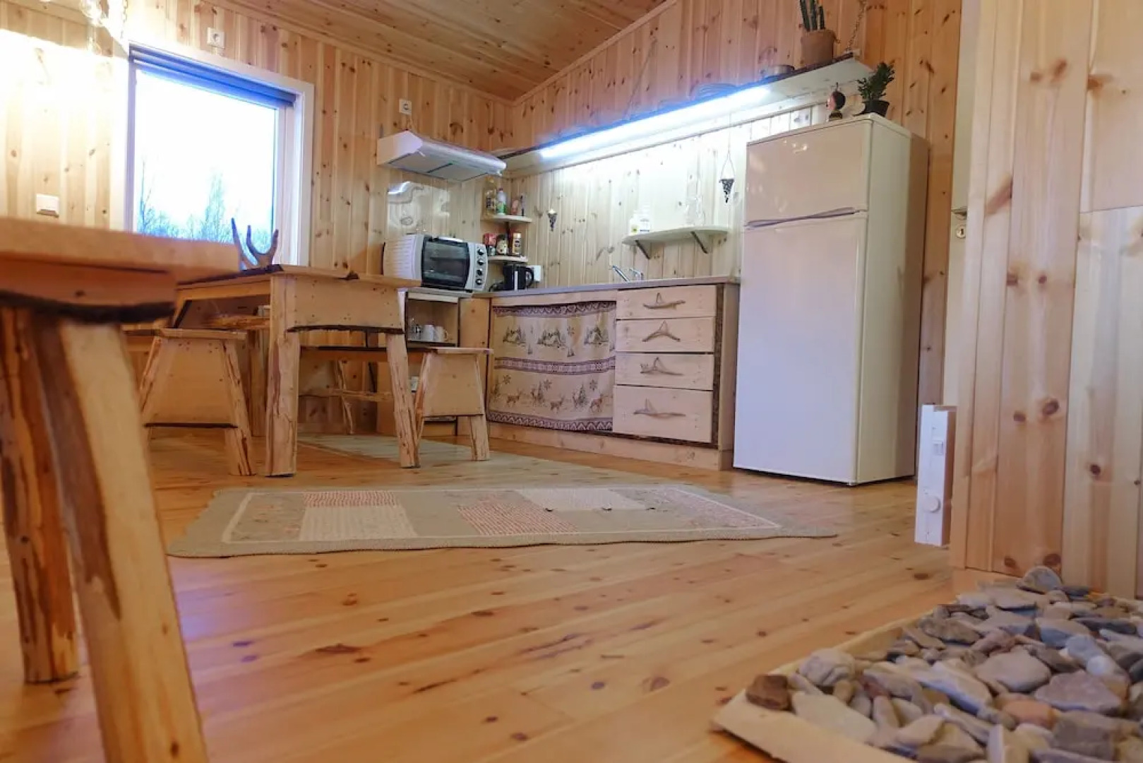 Wild Caribou Wilderness Cabin