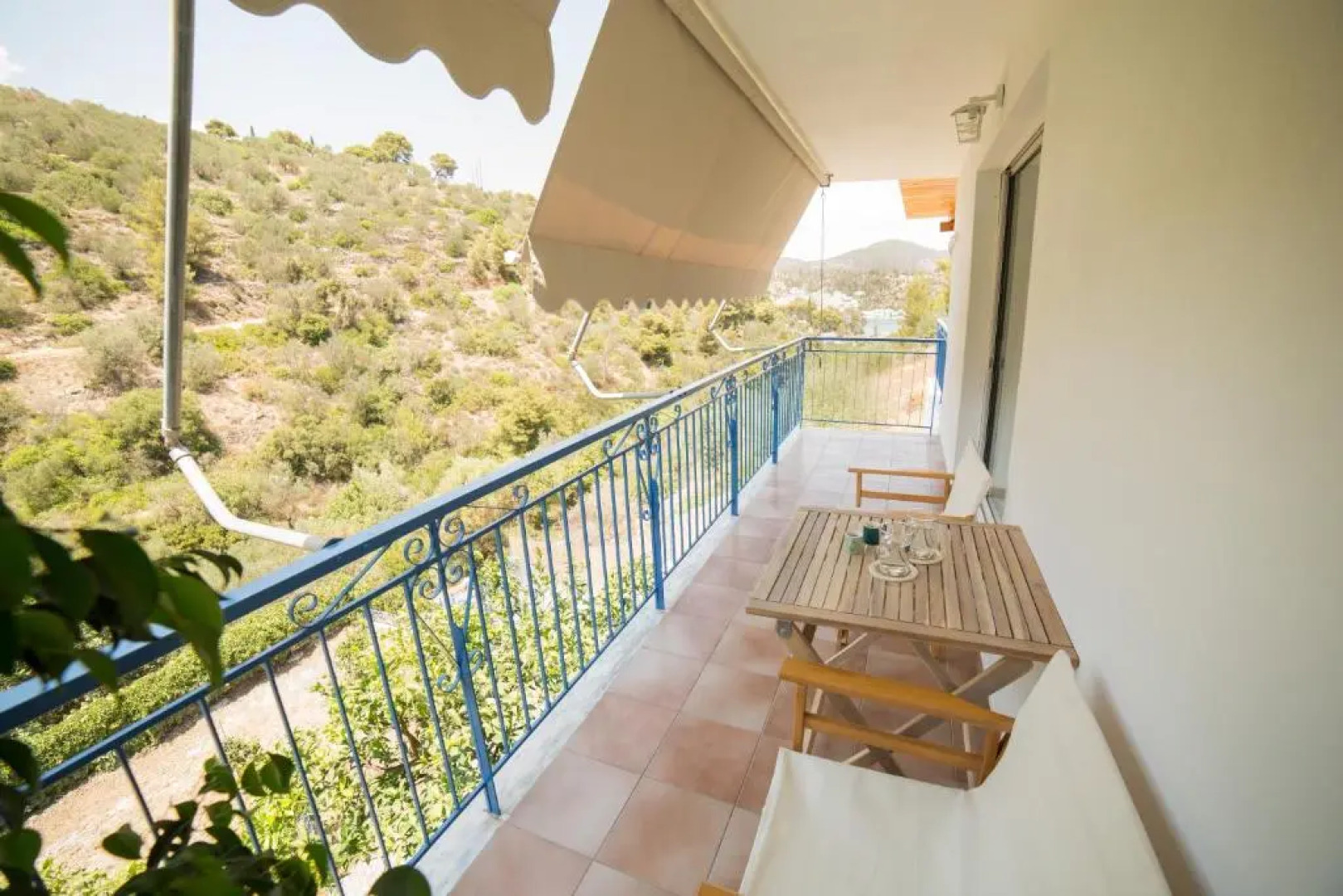 AZALEA - Modern studio with sea view