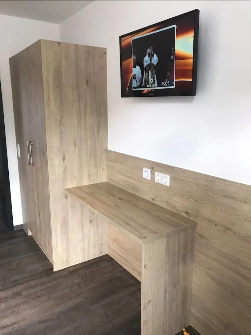 Kraftwerk Relax Motel