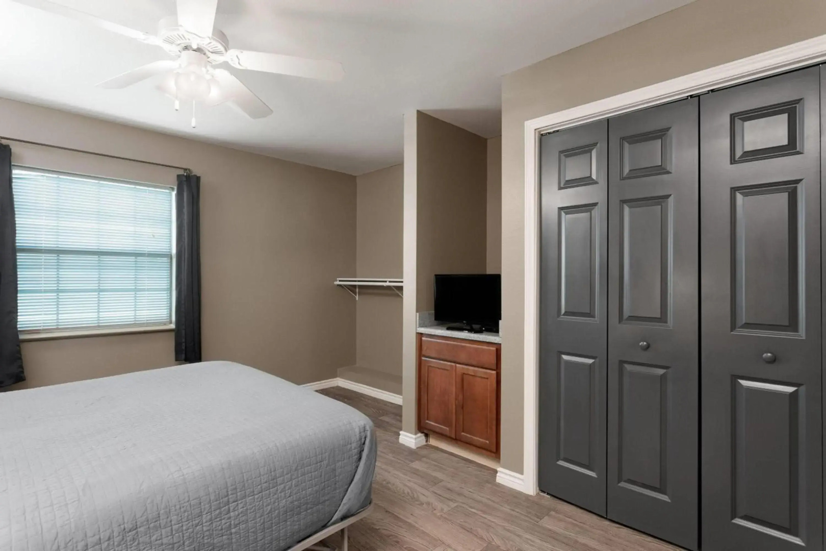 Eagle's Den Suites Andrews a Travelodge by Wyndham