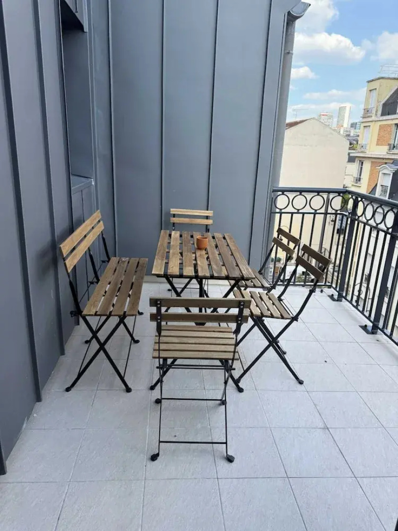 Charming Appt - 3bdr/8p - Near Paris & La Defense