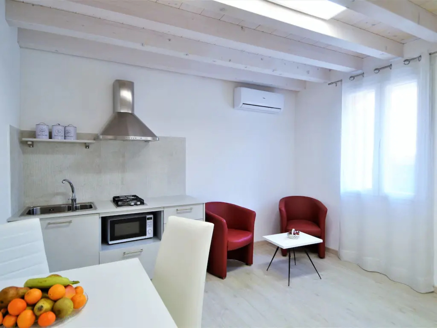 Pleasant Apartment in Miane With Shared Swimming Pool