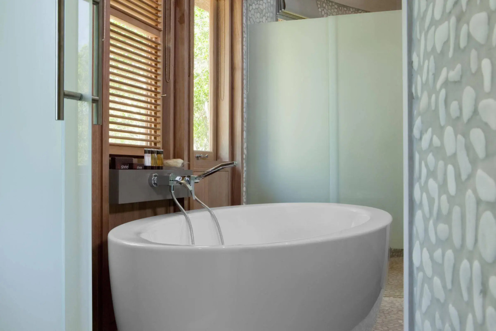 Sheraton New Caledonia Deva Spa & Golf Resort